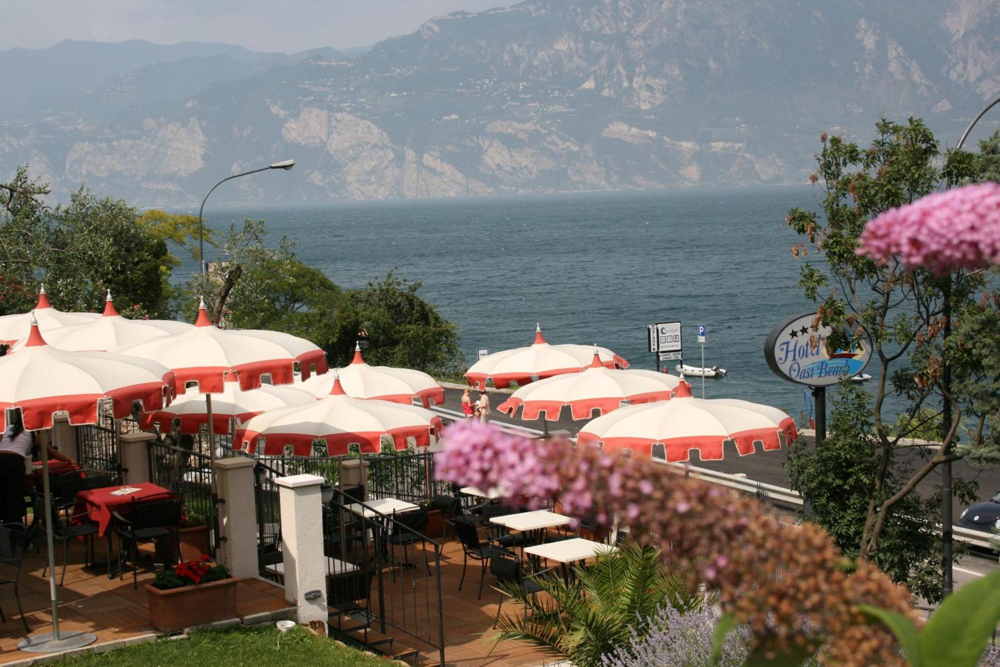 Hotel Oasi Beach Malcesine Exterior foto