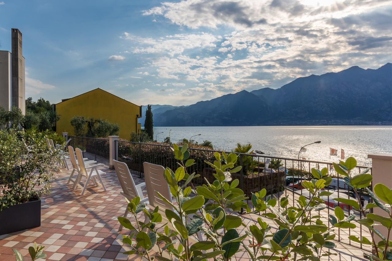 Hotel Oasi Beach Malcesine Exterior foto